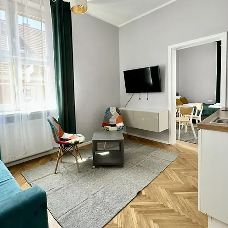 Apartment Kramarska - Old Market Square By Friendly Poznan